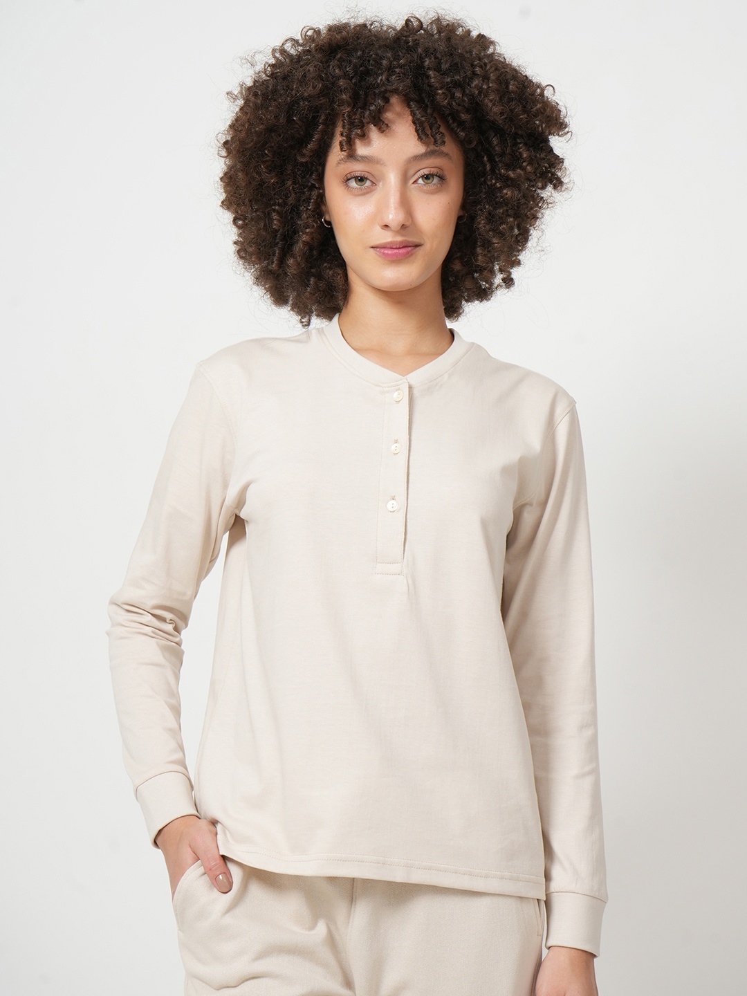 

Saltpetre Women Cream-Coloured V-Neck Organic Cotton T-shirt