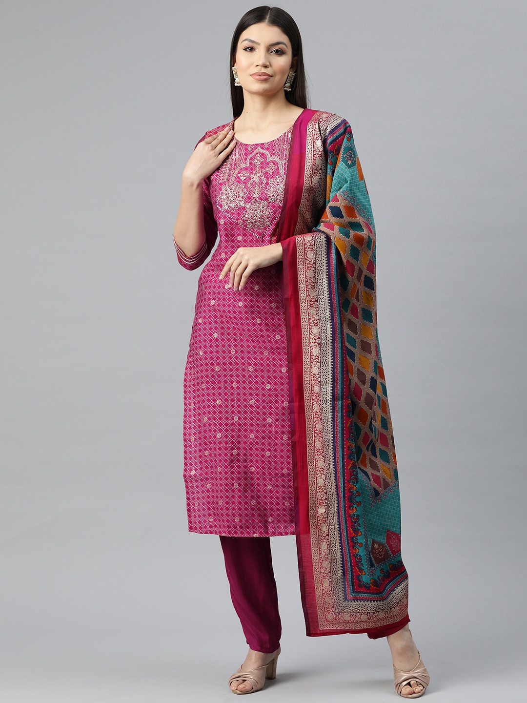 

Readiprint Women Geometric Printed Pure Silk Kurta with Trousers & Dupatta, Magenta
