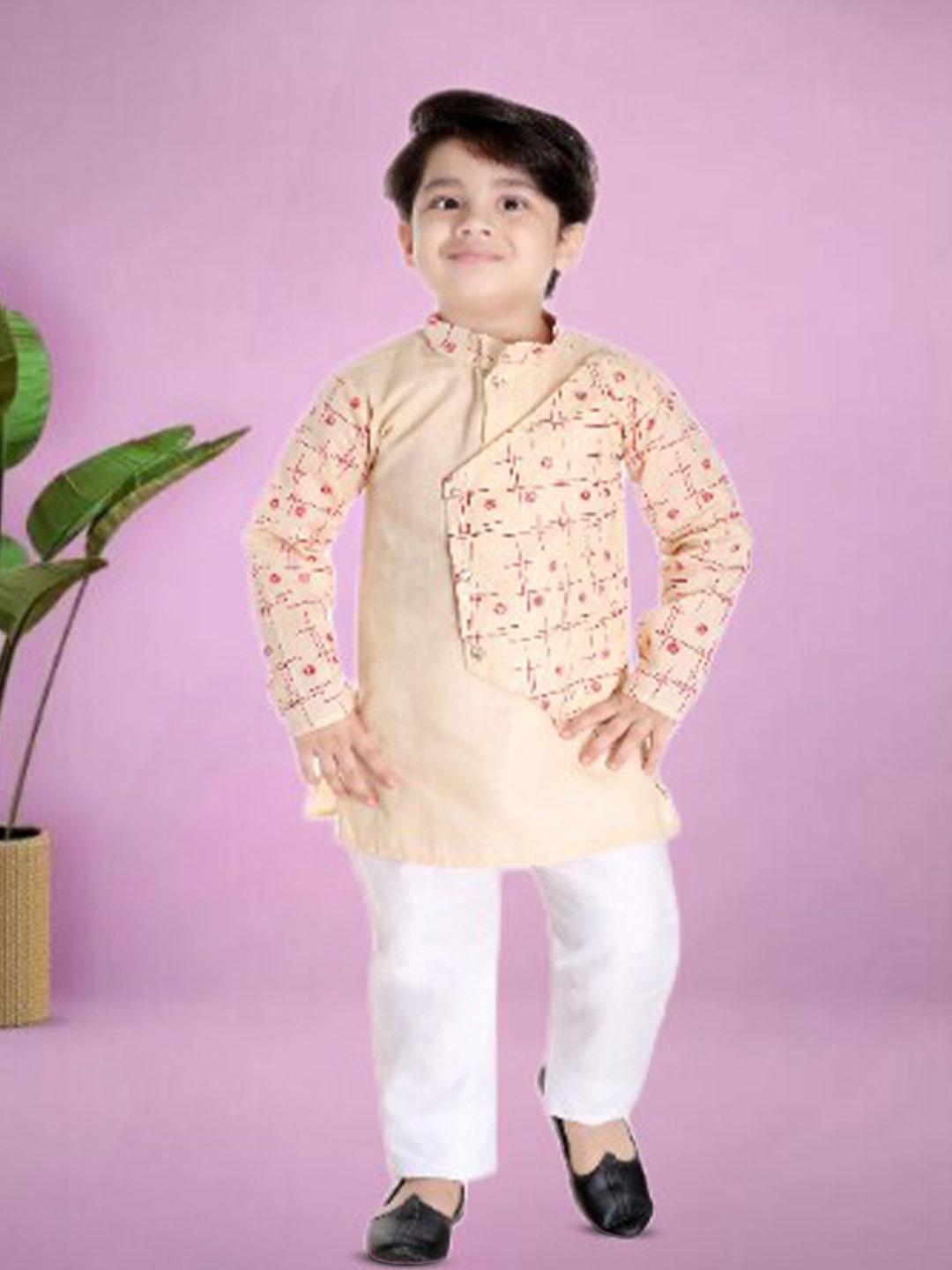 

BAESD Boys Floral Printed Cotton Silk Kurta With Pyjama, Off white