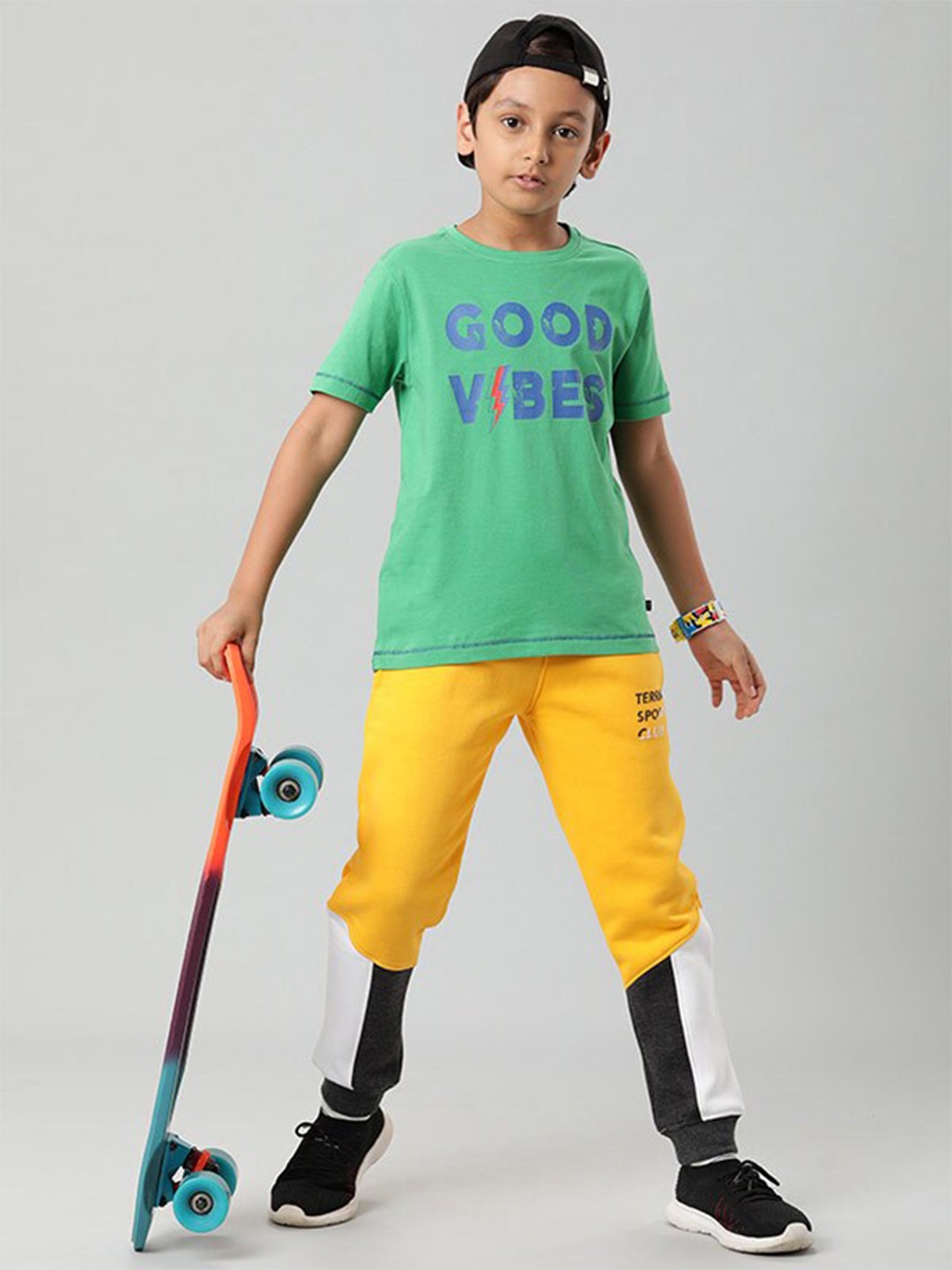 

Indian Terrain Boys Typography Printed Cotton T-shirt, Green