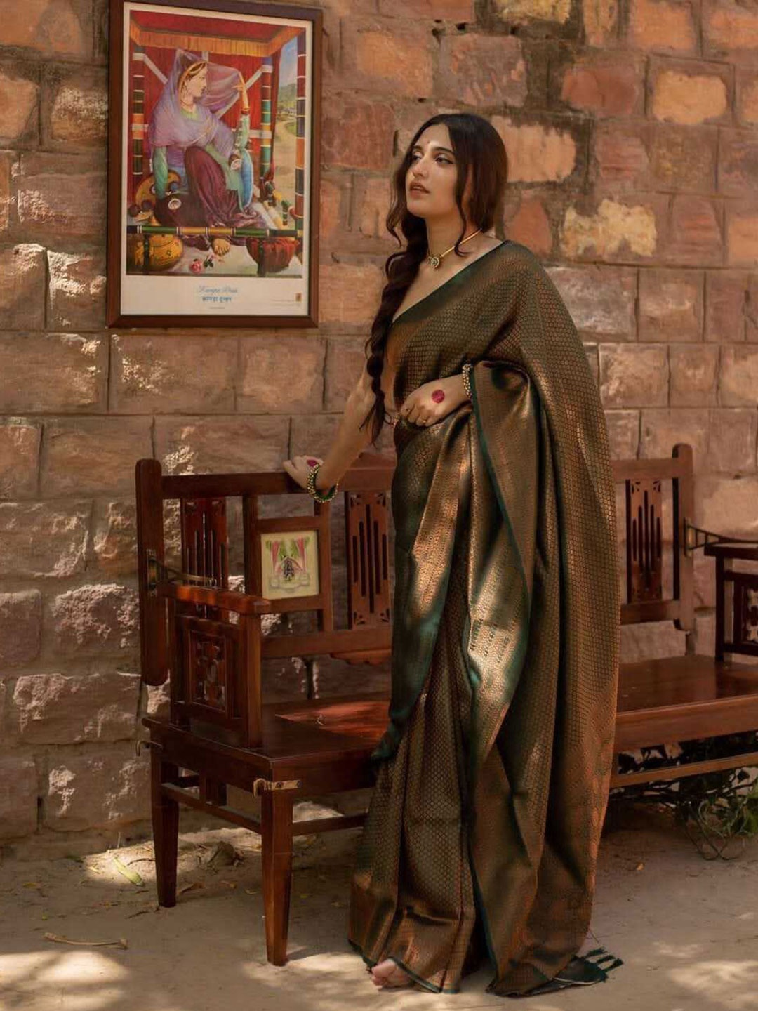 

DIVASTRI Ethnic Woven Design Pure Silk Designer Kanjeevaram Saree, Green