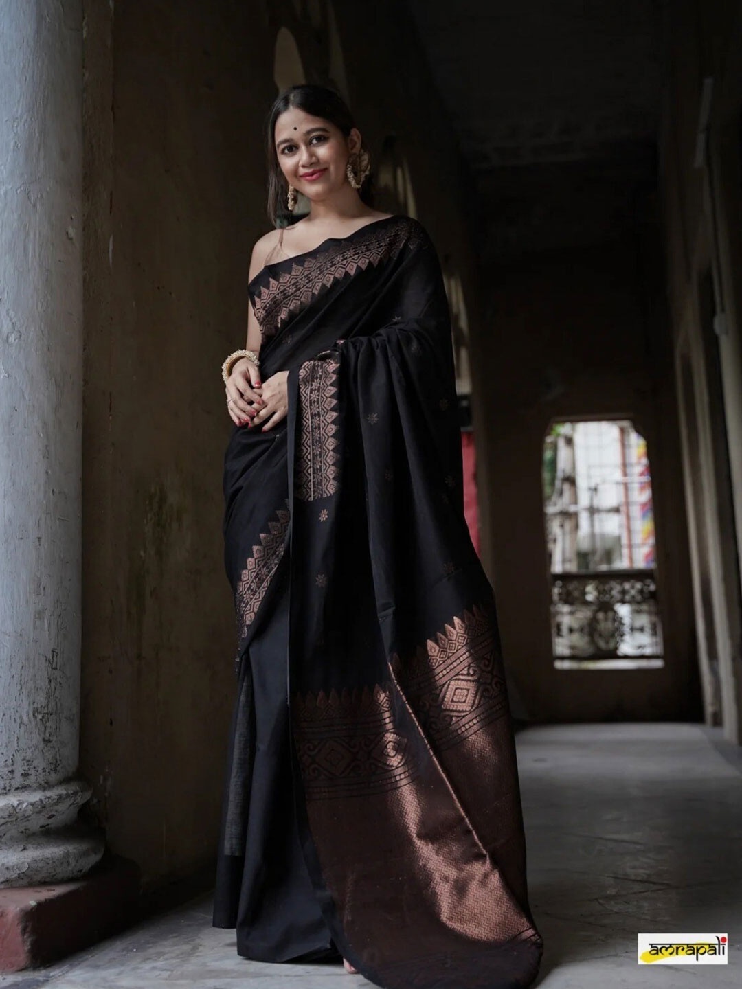 

DIVASTRI Ethnic Woven Design Pure Silk Designer Kanjeevaram Saree, Black