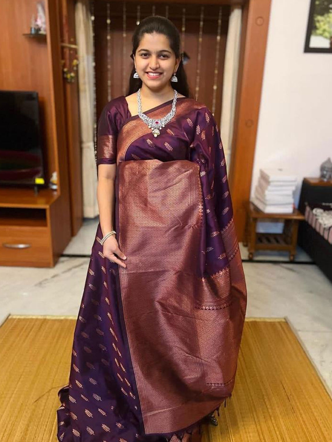 

DIVASTRI Ethnic Woven Design Pure Silk Designer Kanjeevaram Saree, Purple