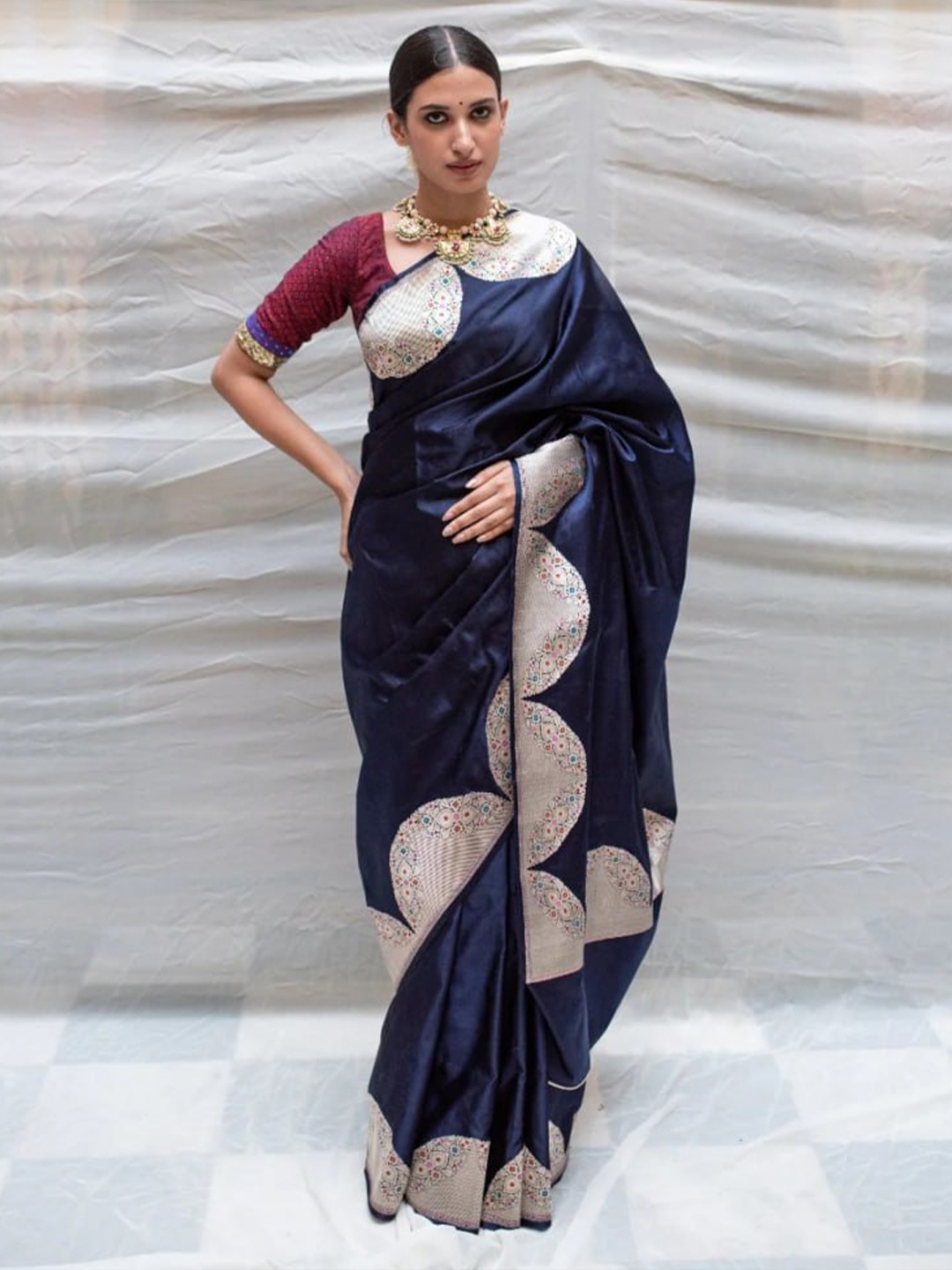 

Visit Wear Solid Art Silk Banarasi Saree, Navy blue