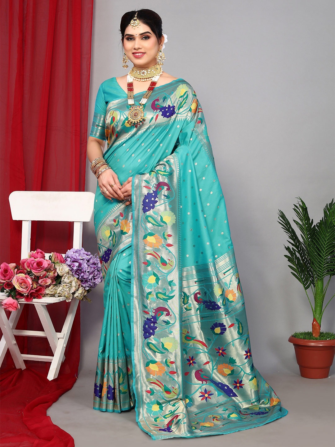 

DRESSTIVE Floral Zari Woven Design Saree, Turquoise blue