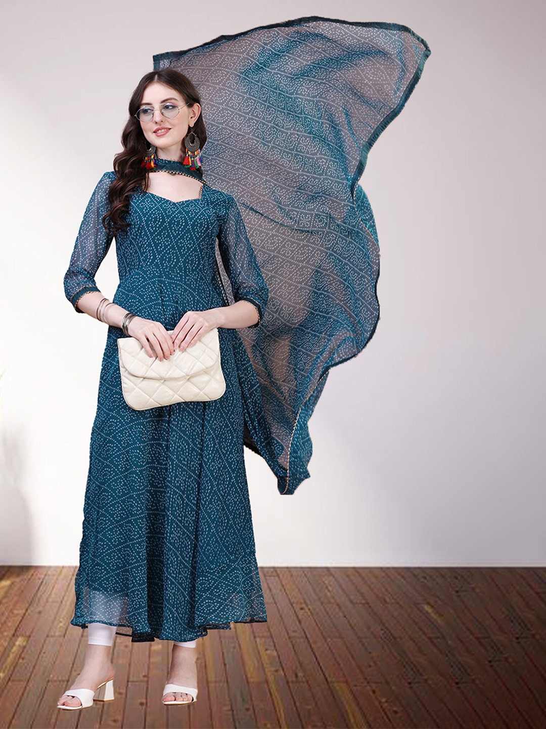 

N N ENTERPRISE Women Teal Ethnic Motifs Printed Kurti With Dupatta