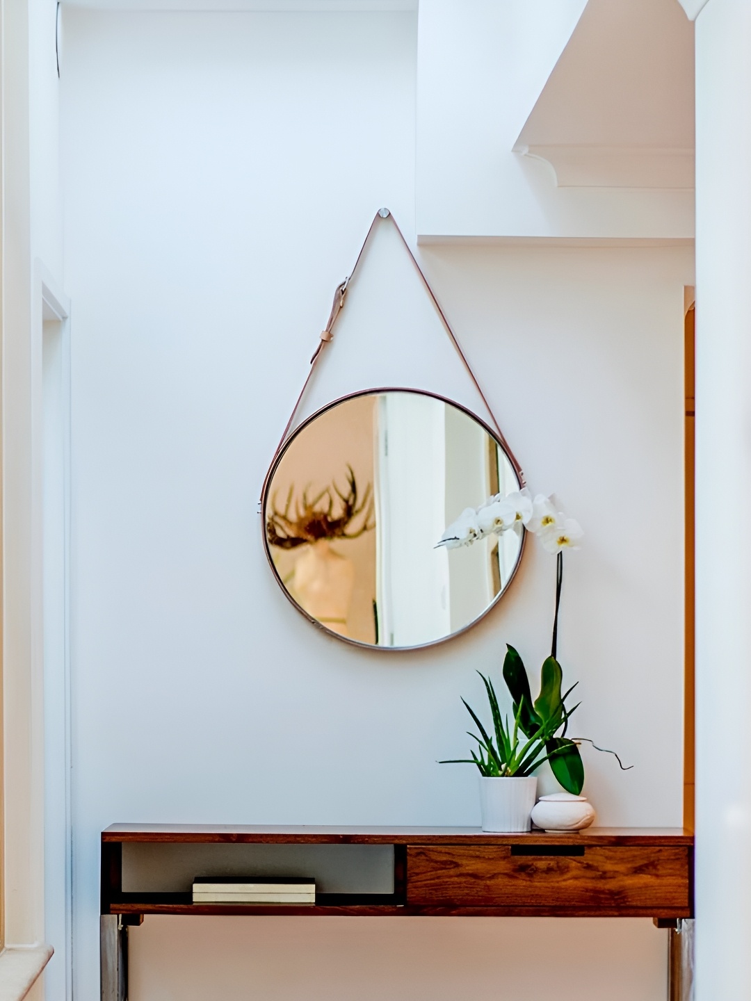 

CasaGold Rose Gold Toned Leather Framed Round Bathroom Wall Mirror With Belt
