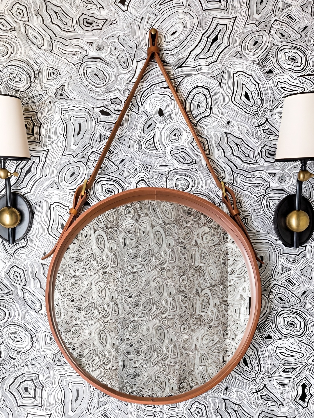 

CasaGold Tan Leather Round Mirror With Belt