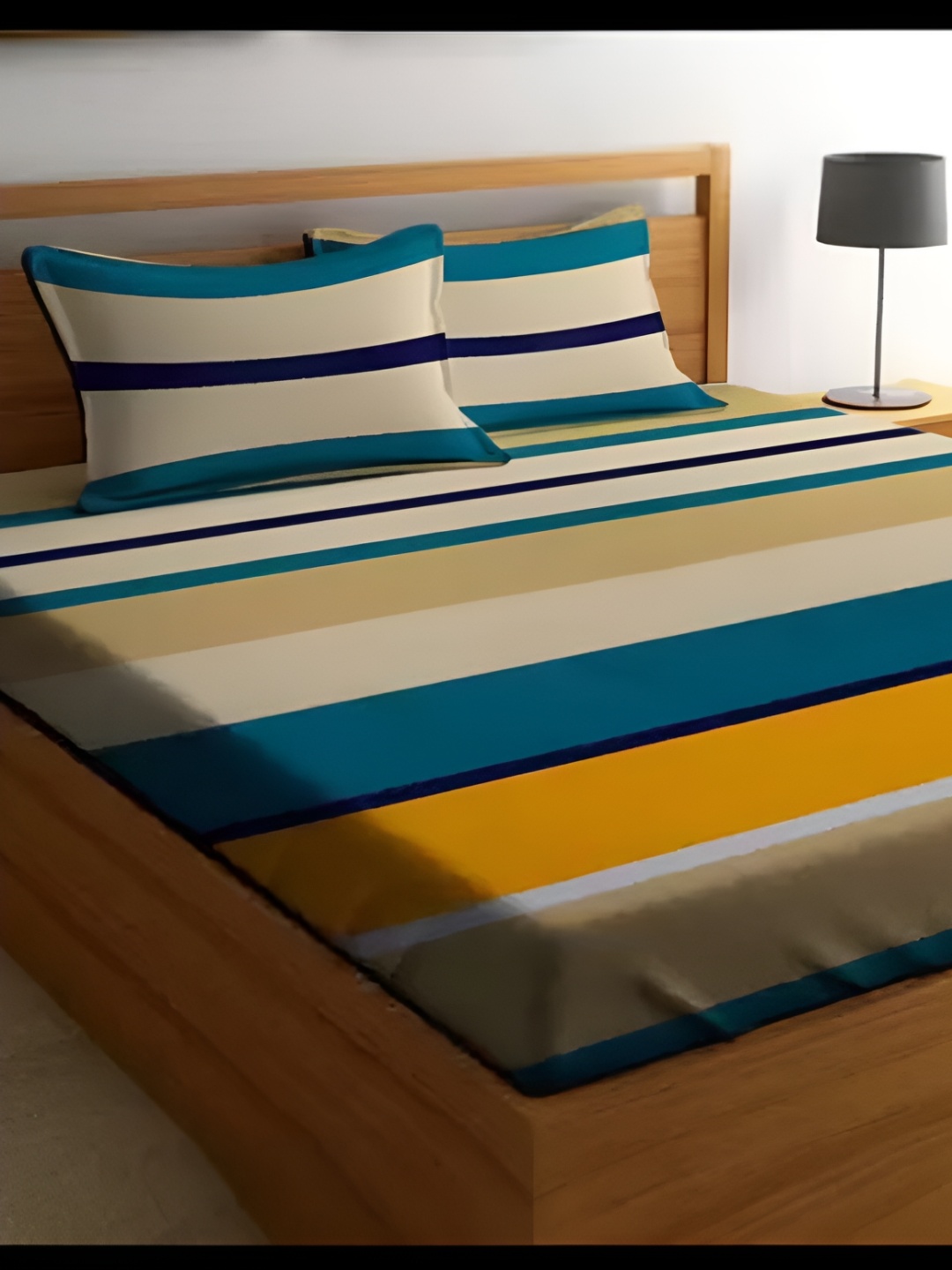 

Supreme Home Collective Yellow & Green 144 TC Double King Bedsheet with 2 Pillow Covers