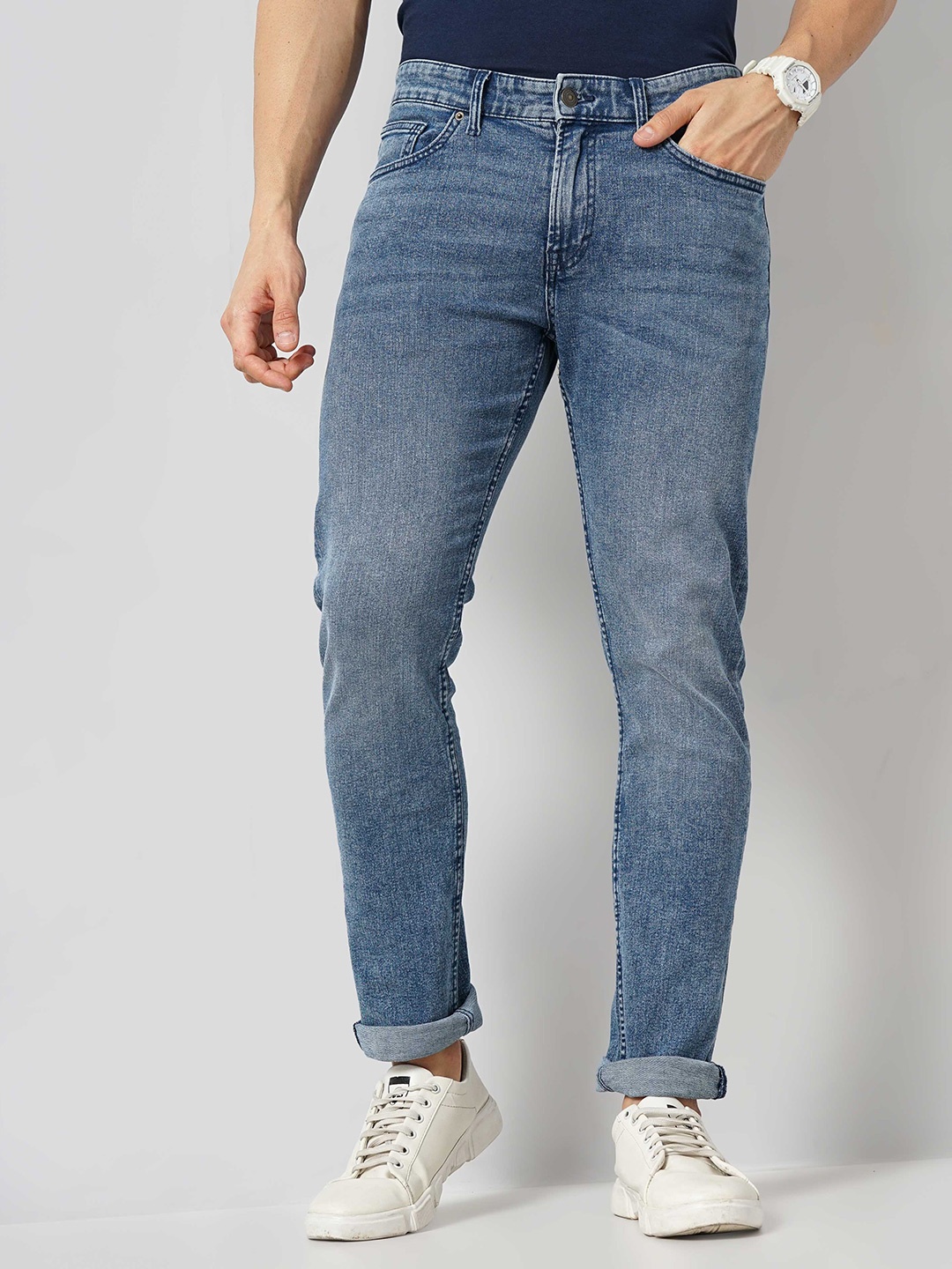 

Celio Men Jean Mid Rise Light Fade Clean Look Cotton Jeans, Blue