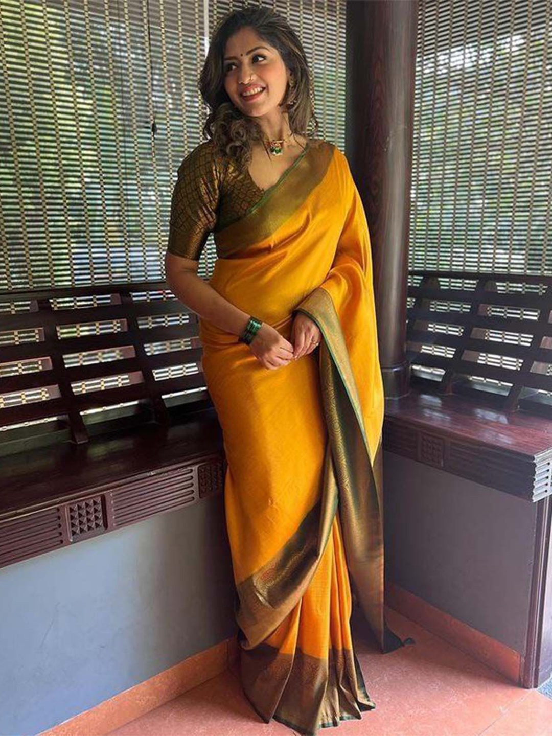 

Miss Beelee Woven Design Zari Silk Cotton Designer Banarasi Saree, Yellow