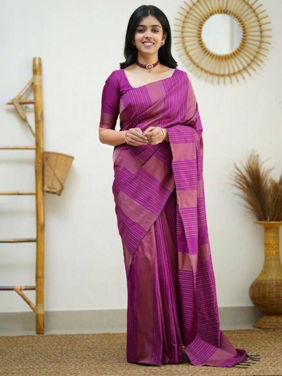

Miss Beelee Woven Design Zari Silk Cotton Designer Banarasi Saree, Pink