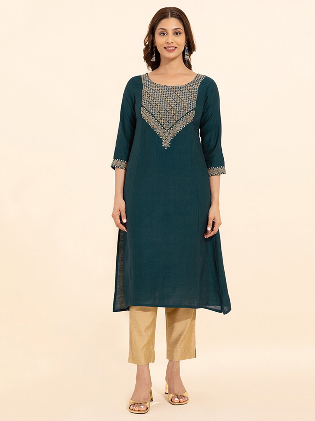 

Maybell Embroidered Round Neck Yoke Design Straight Kurta, Green