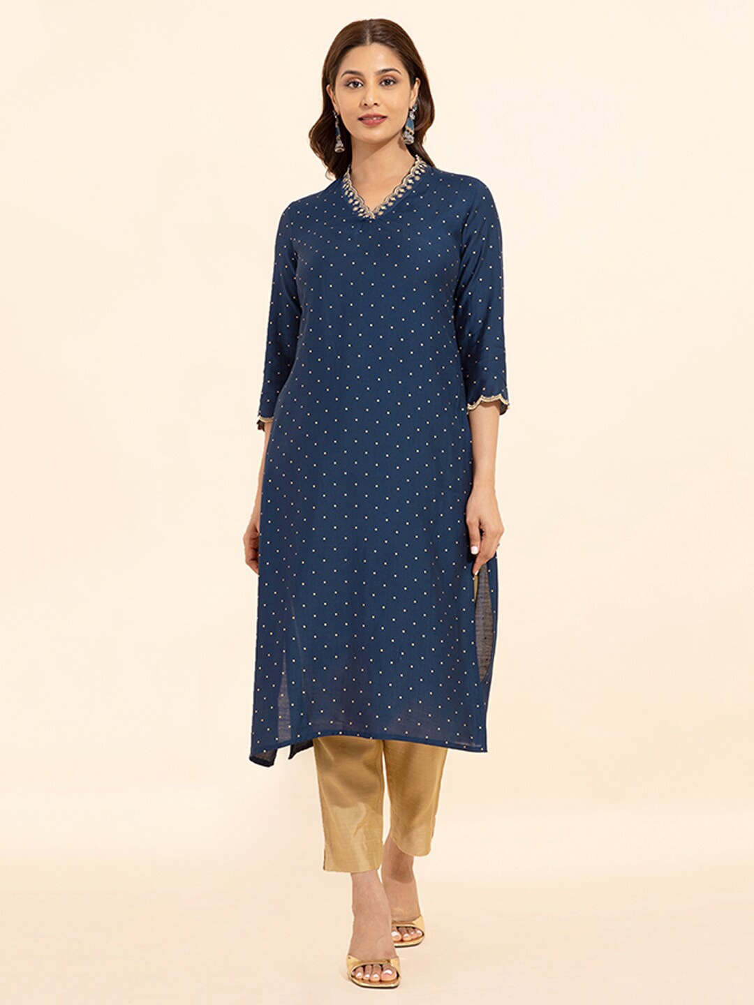 

Maybell Ethnic Motifs Embroidered V Collar Straight Kurta, Blue