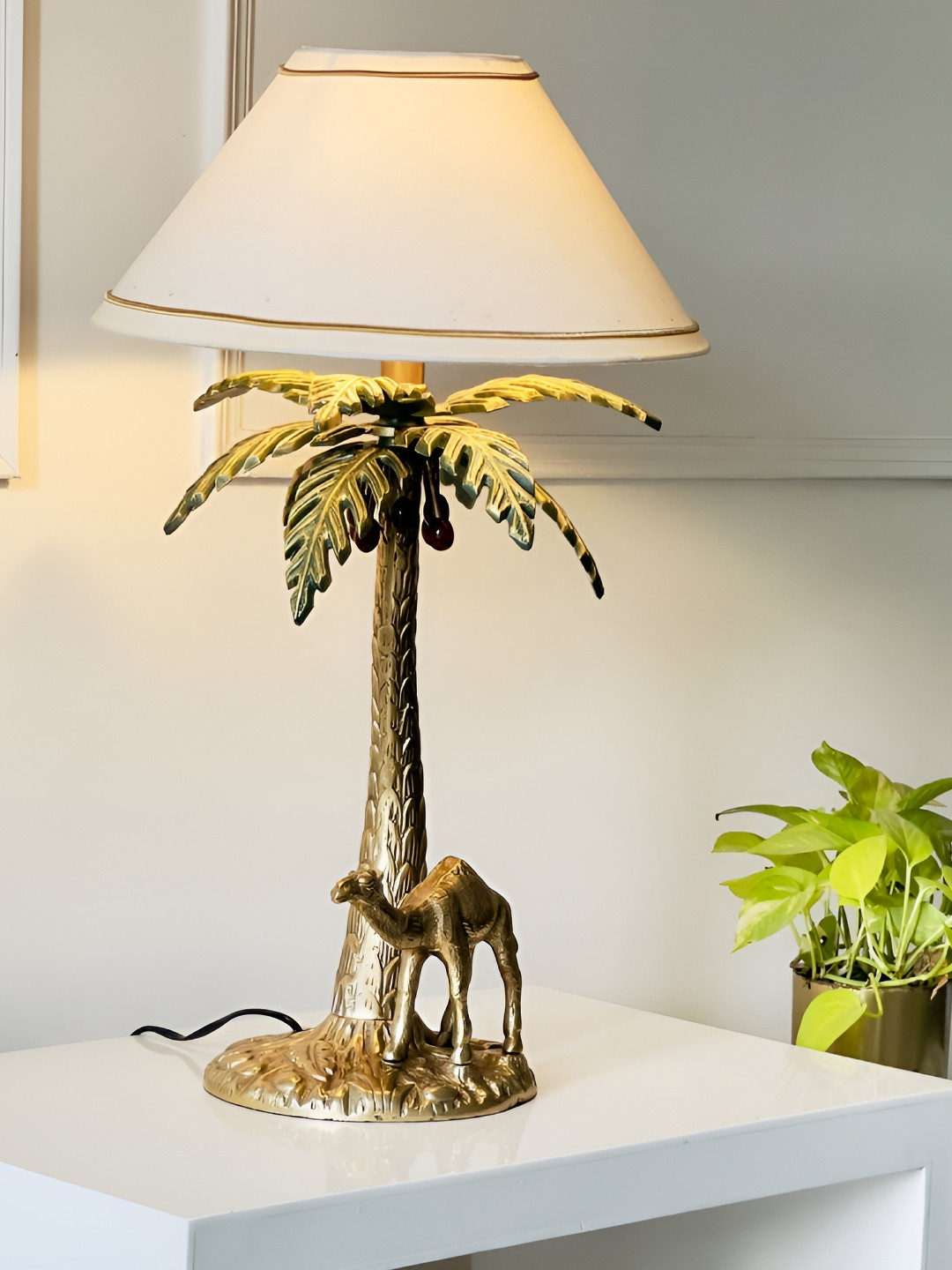 

CasaGold Gold Toned & White Metal Frustum Table Lamp