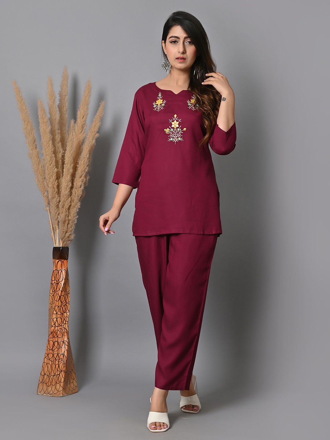 

IQRAAR Embroidered Notch Neck Top With Pant, Purple