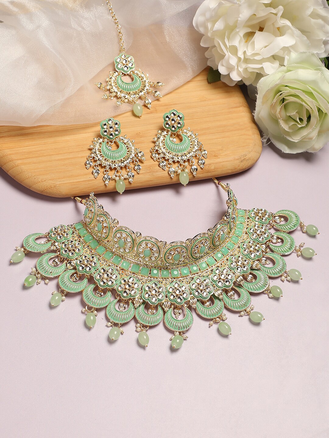 

Anouk Gold Plated Kundan Studded & Beaded Jewellery Set