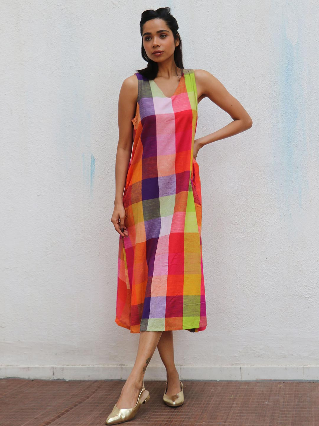 

Chidiyaa V Neck Checked A-Line Cotton Midi Dress, Red