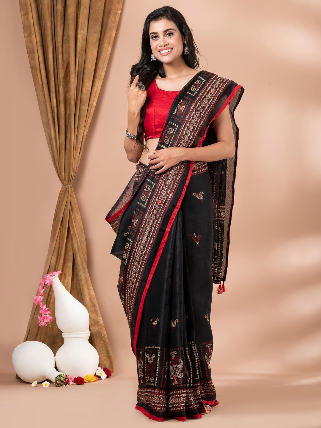 

MAHALASA Floral Embroidered Saree, Black