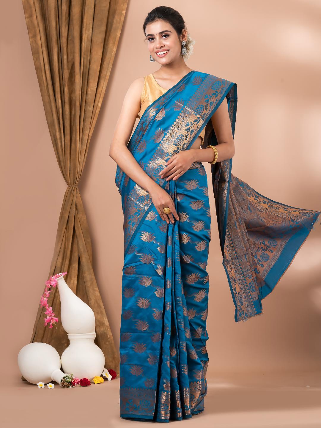 

MAHALASA Aqua Blue and GoldToned Ethnic Woven Design Silk Cotton Saree