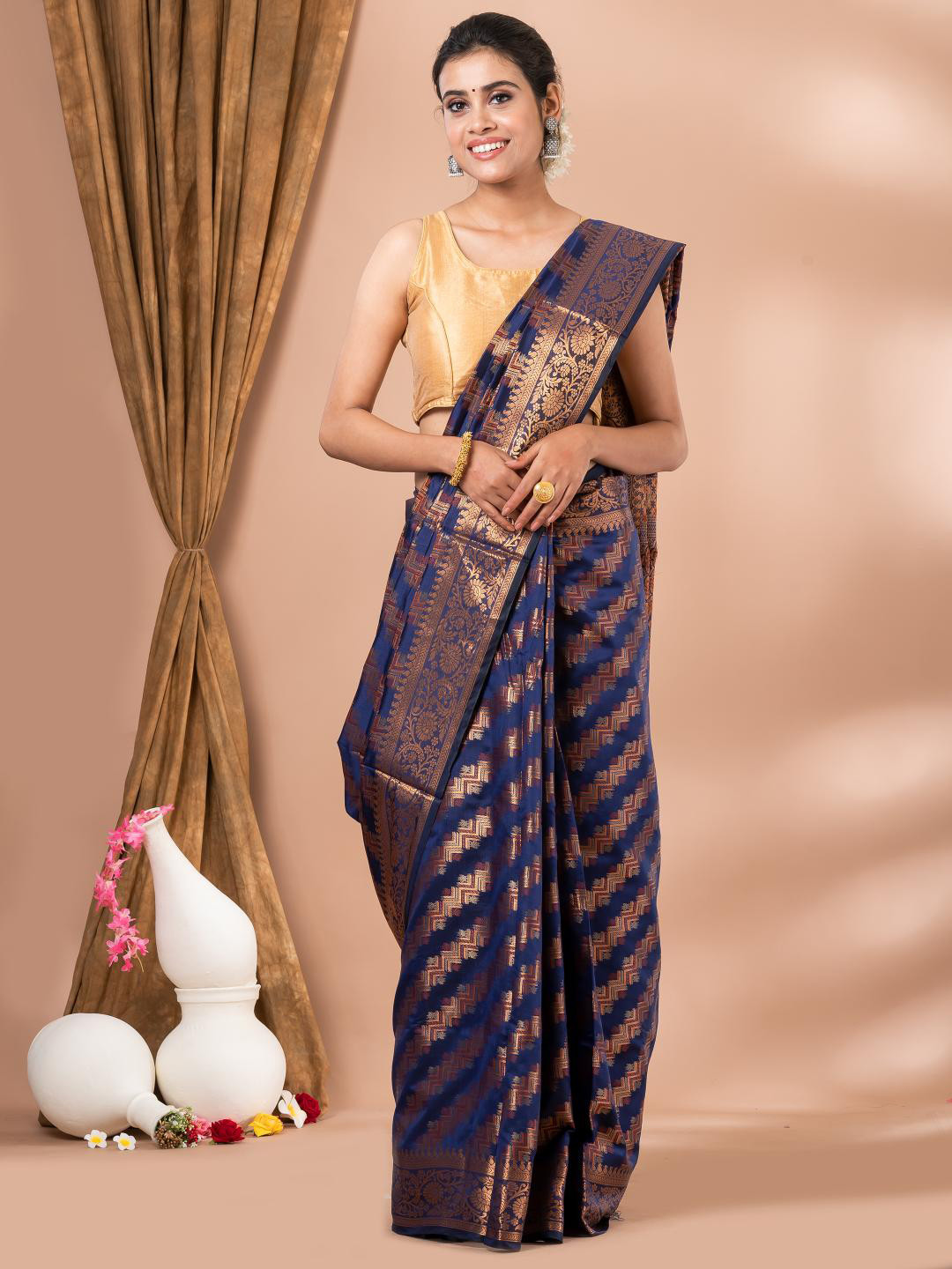 

MAHALASA Navy Blue and CopperToned Ethnic Woven Design Silk Cotton Saree