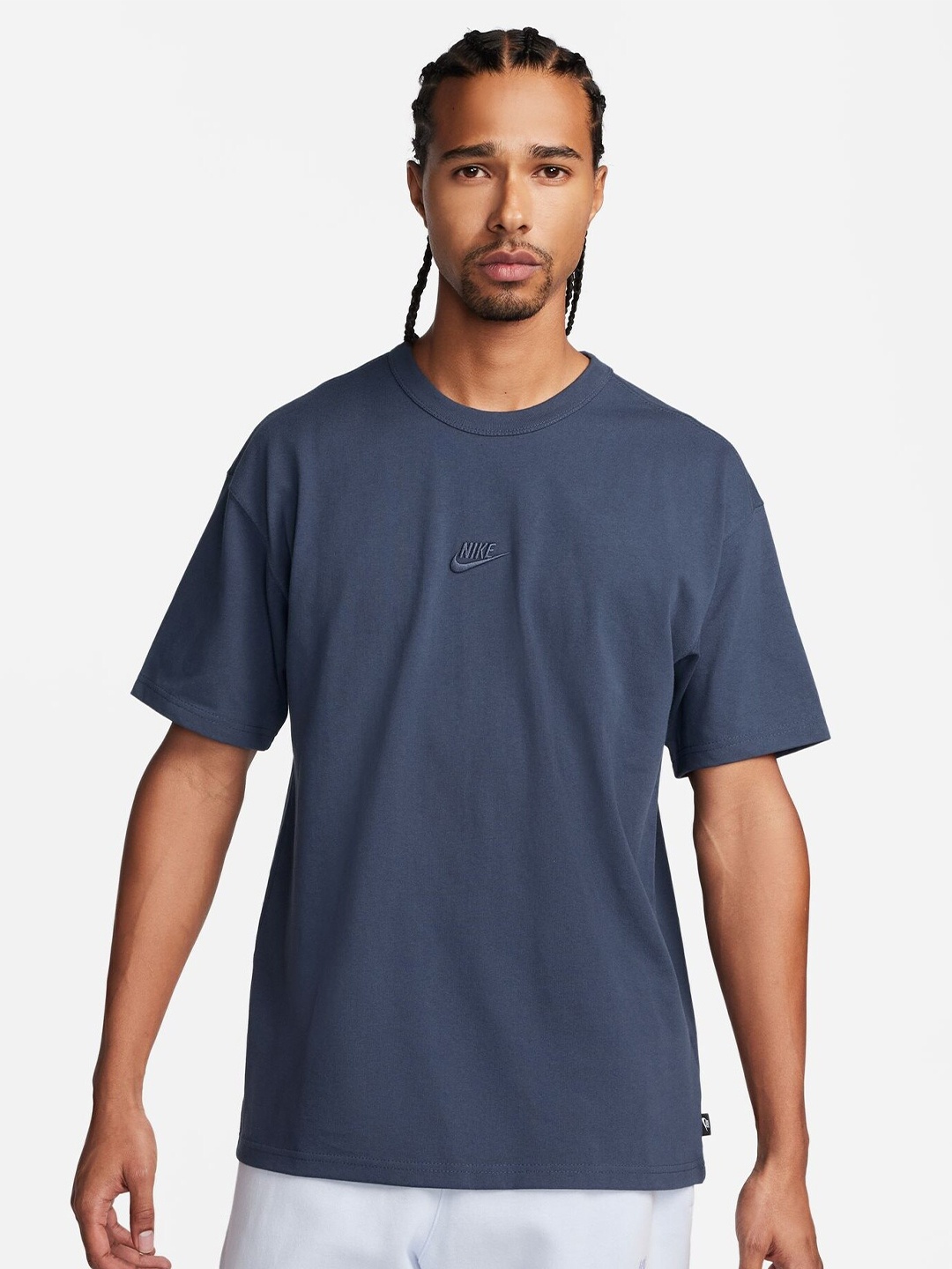 

Nike Sportswear Premium Essentials T-Shirt, Navy blue