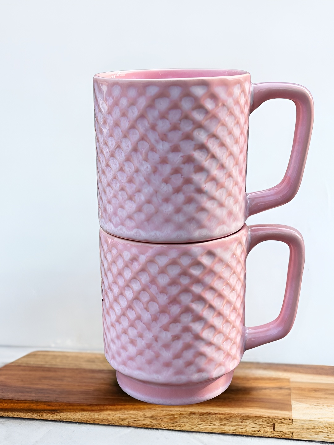 

BODHI HOUSE Pink 2 Pieces Textured Glossy Microwave Safe Mugs 275 ml