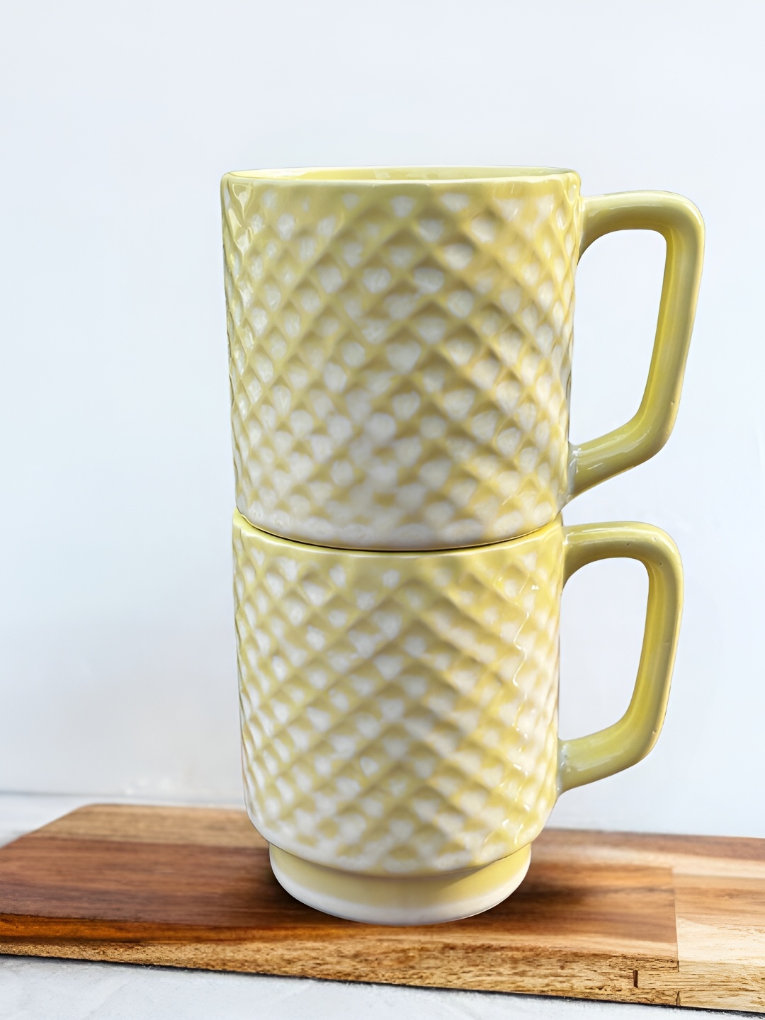 

BODHI HOUSE Yellow 2 Pieces Textured Glossy Microwave Safe Mugs 275 ml