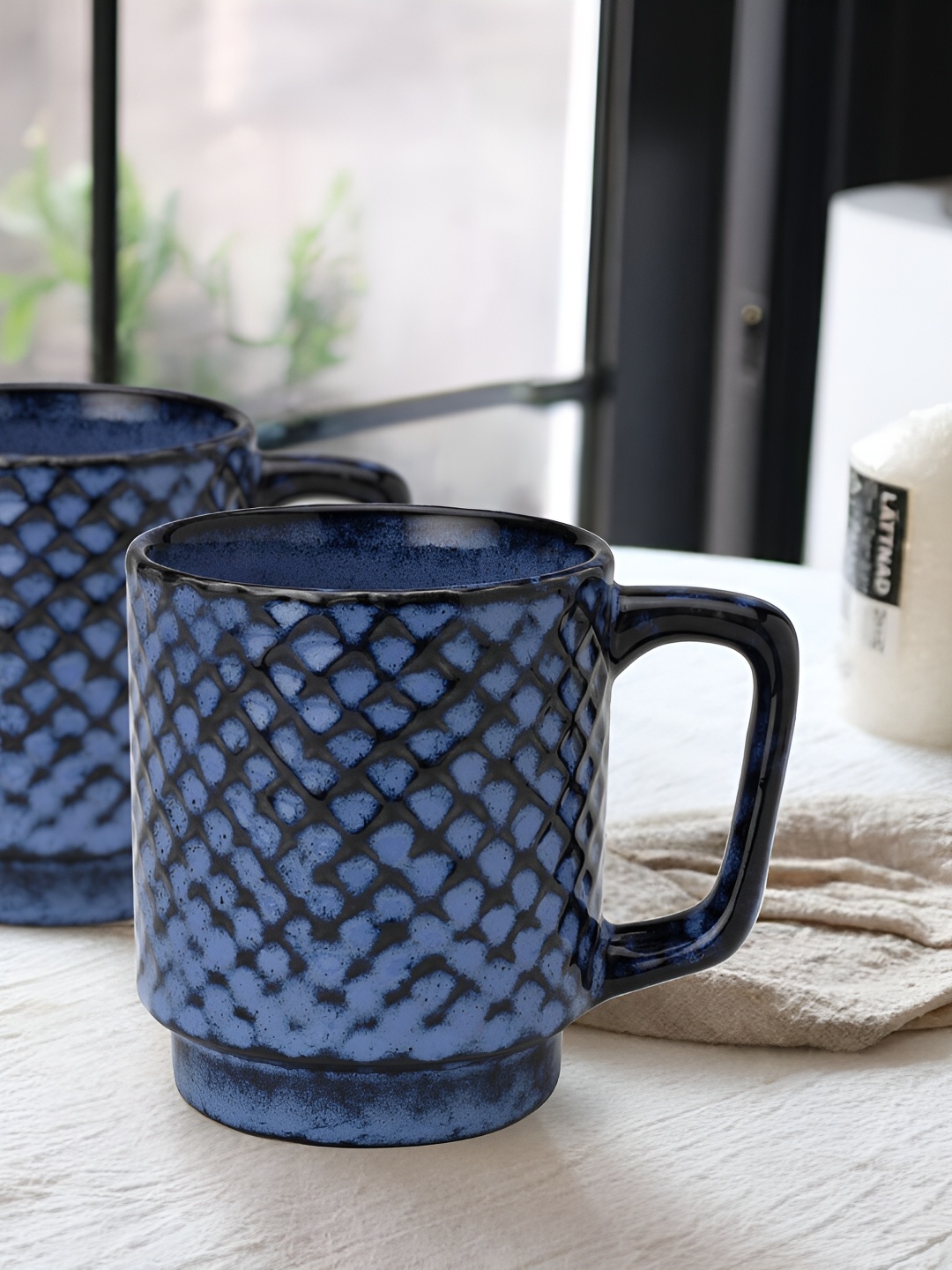 

BODHI HOUSE Blue 2 Pieces Textured Glossy Microwave Safe Mugs 275 ml