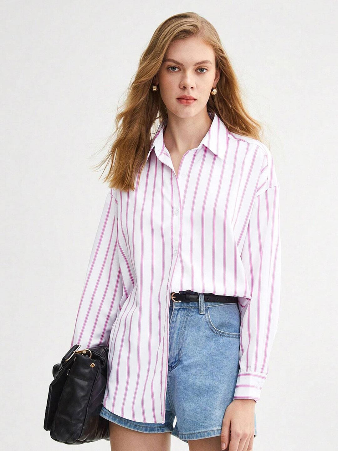 

Selvia Vertical Striped Standard Fit Crepe Casual Shirt, White