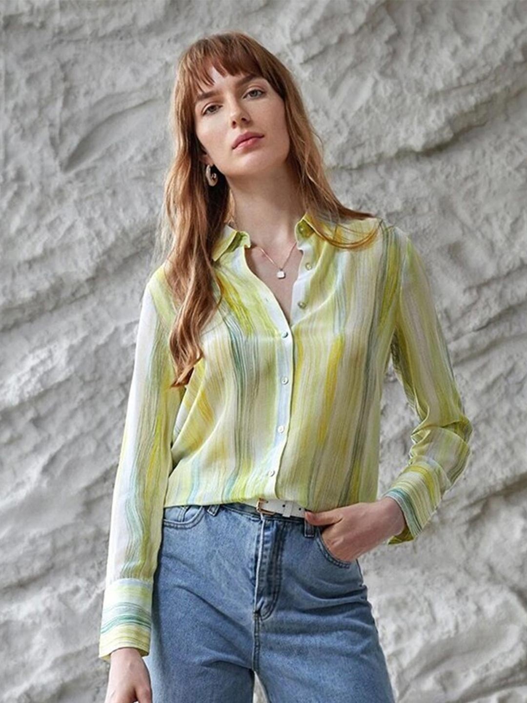 

Selvia Vertical Stripes Standard Fit Casual Shirt, Green