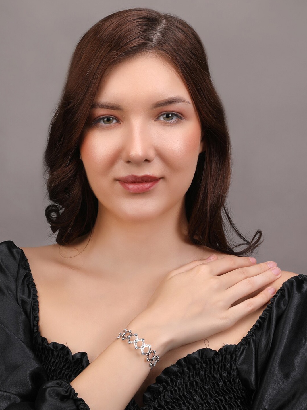 

Silver Chest Sterling Silver Link Bracelet