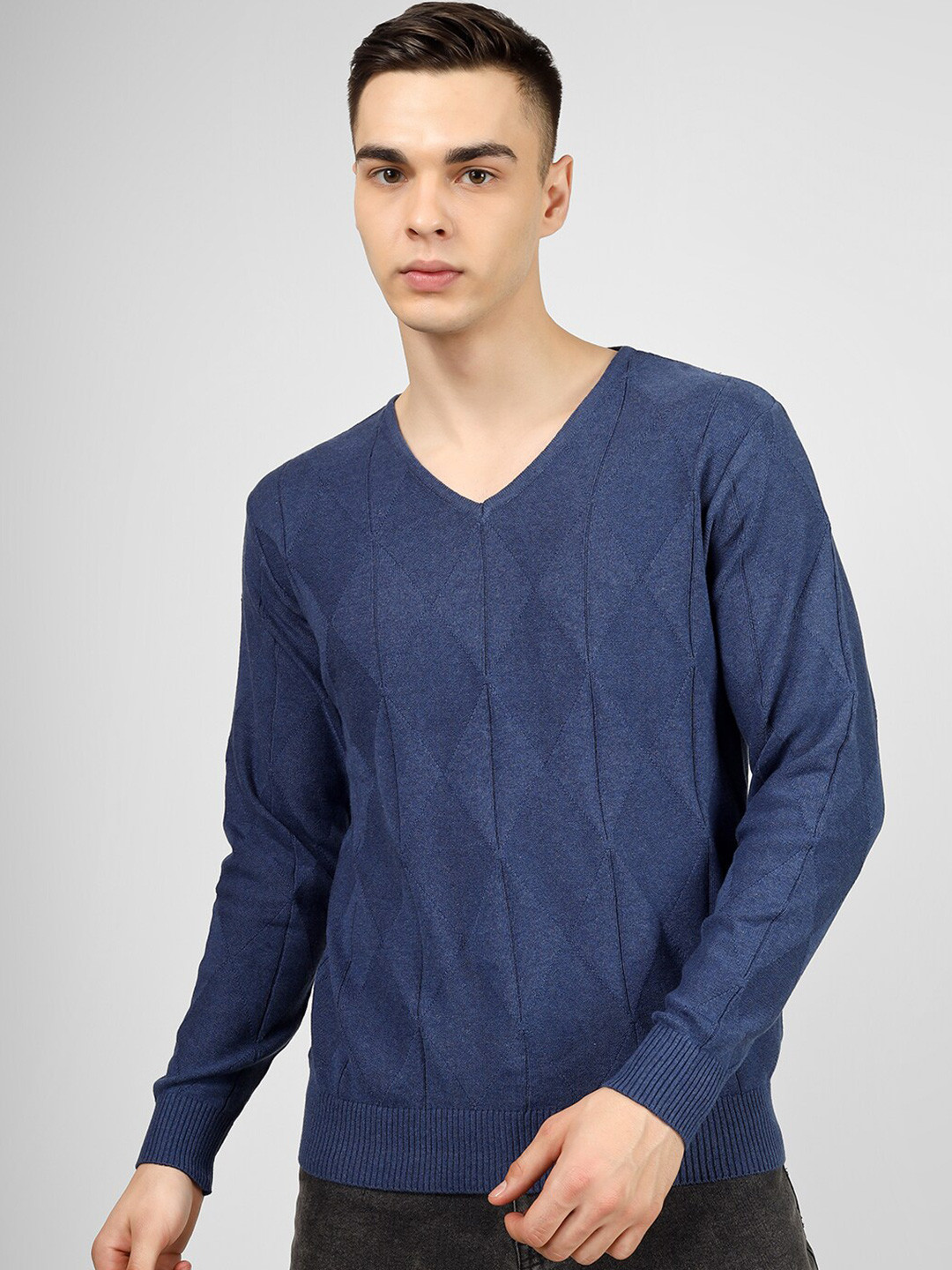 

INVICTUS Self Design V-Neck Cotton Pullover, Navy blue