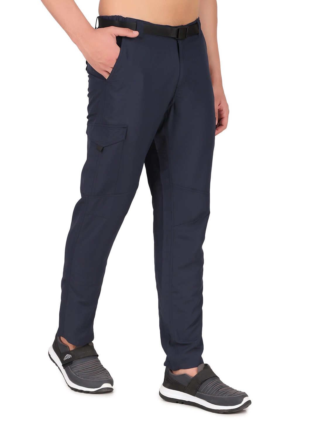 

REDESIGN Men Comfort Mid Rise Cargos, Blue