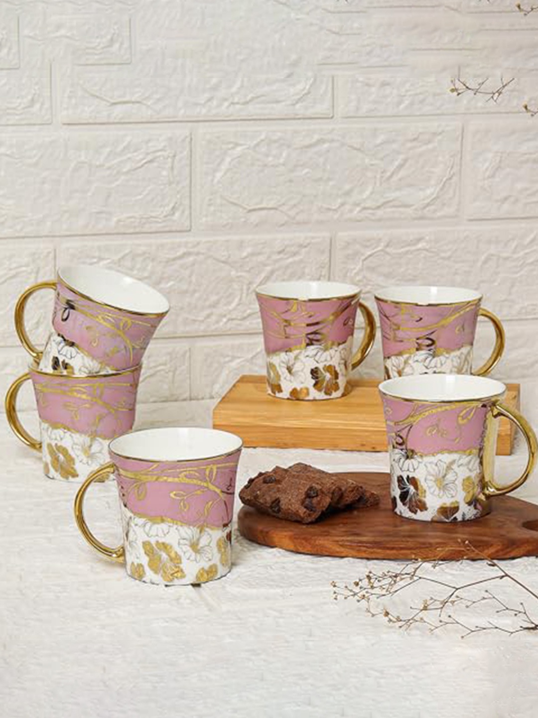 

Femora Gold-Toned & Pink 6Pcs Ethnic Motifs Printed Bone China Glossy e Cups & Mugs 180Ml