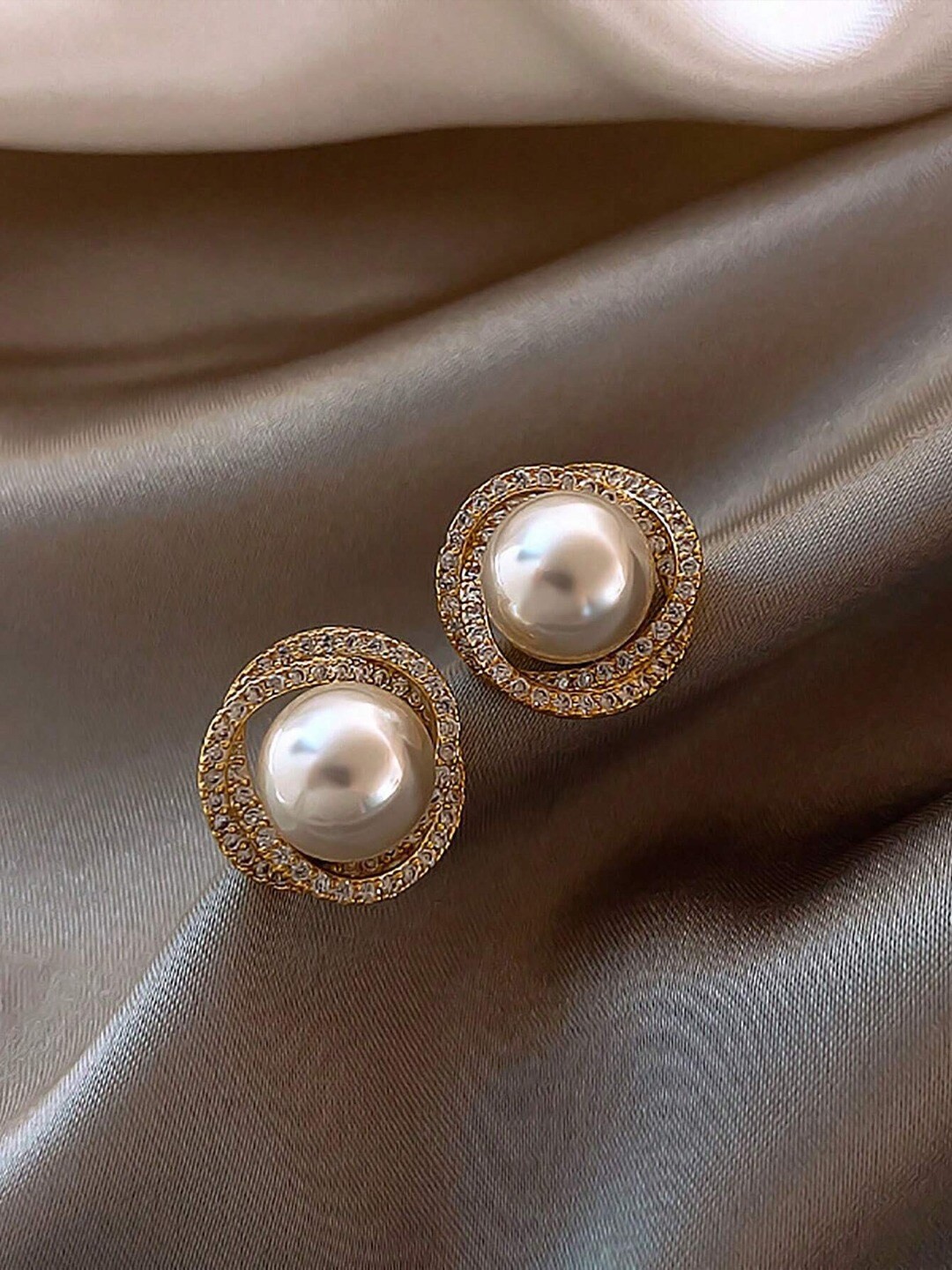 

Krelin Gold Plated Studs