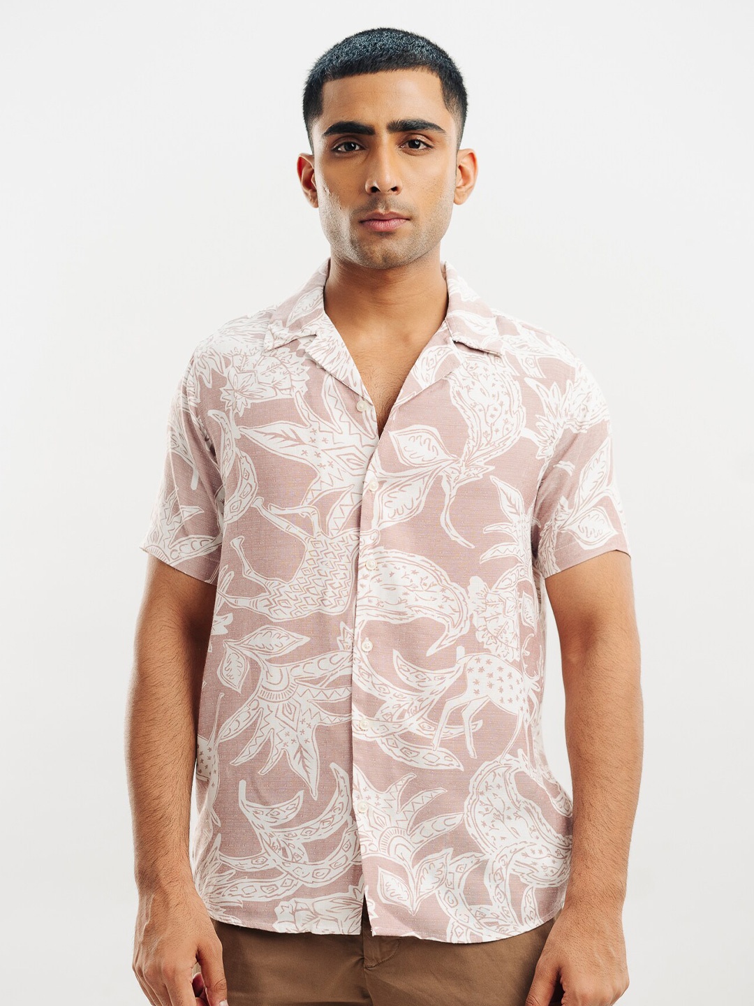 

FREAKINS Pink & White Floral Printed Cuban Collar Pure Cotton Casual Shirt