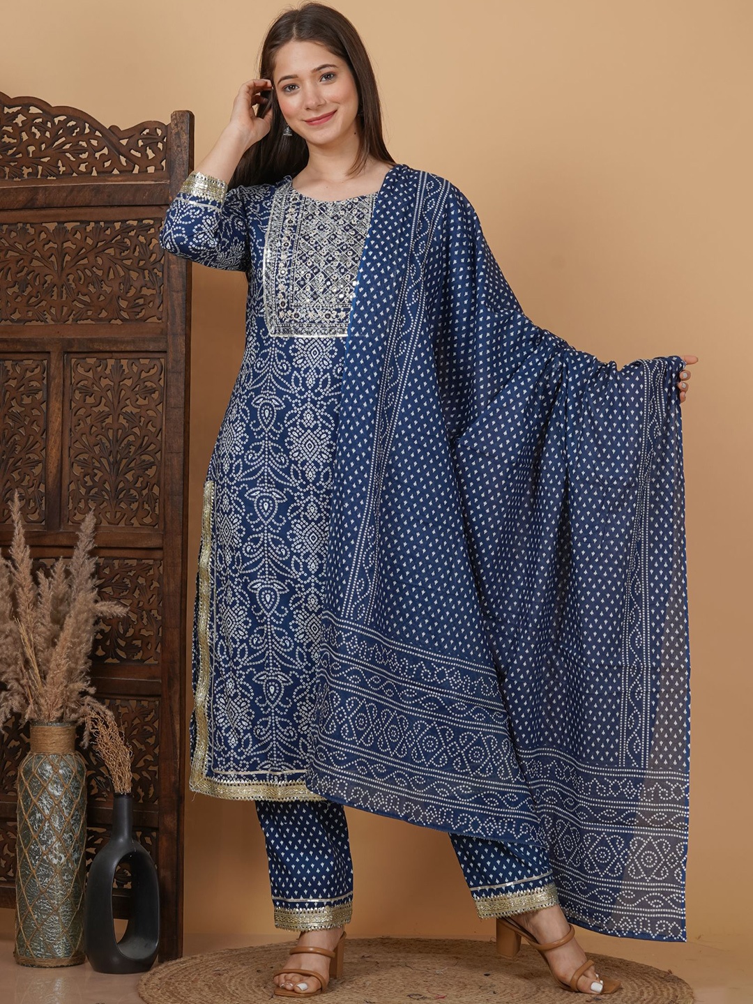 

MEERA FAB Floral Regular Gotta Patti Pure Cotton Kurta with Palazzos & With Dupatta, Navy blue