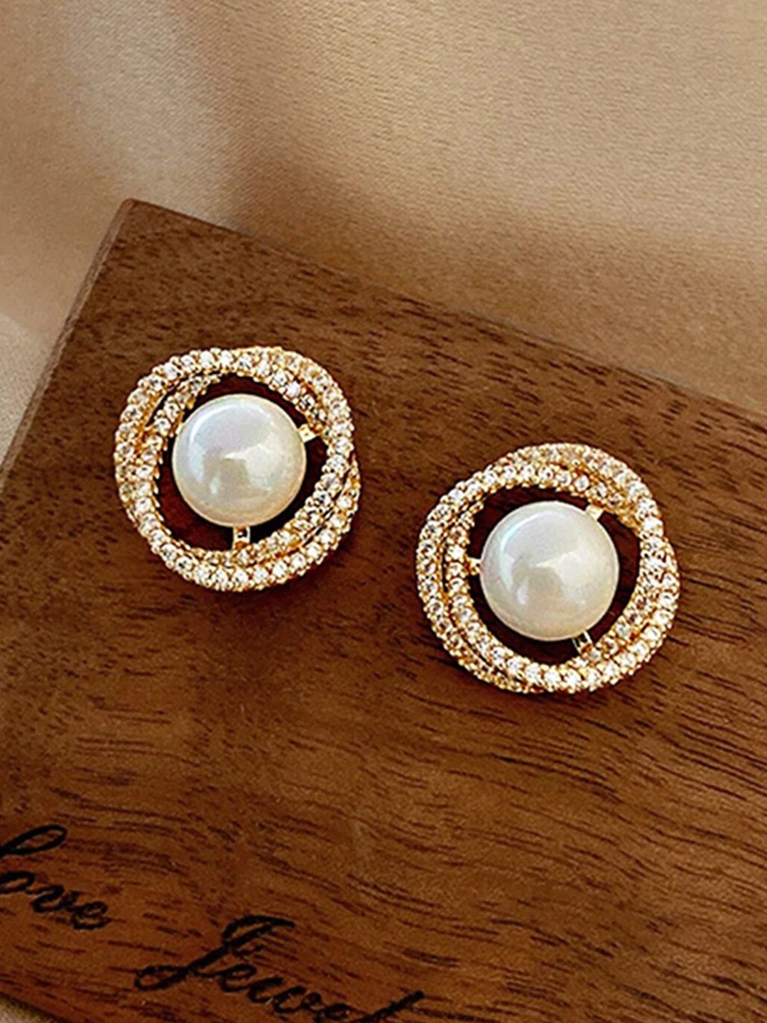 

FIMBUL Gold-Plated Pearls Contemporary Studs Earrings