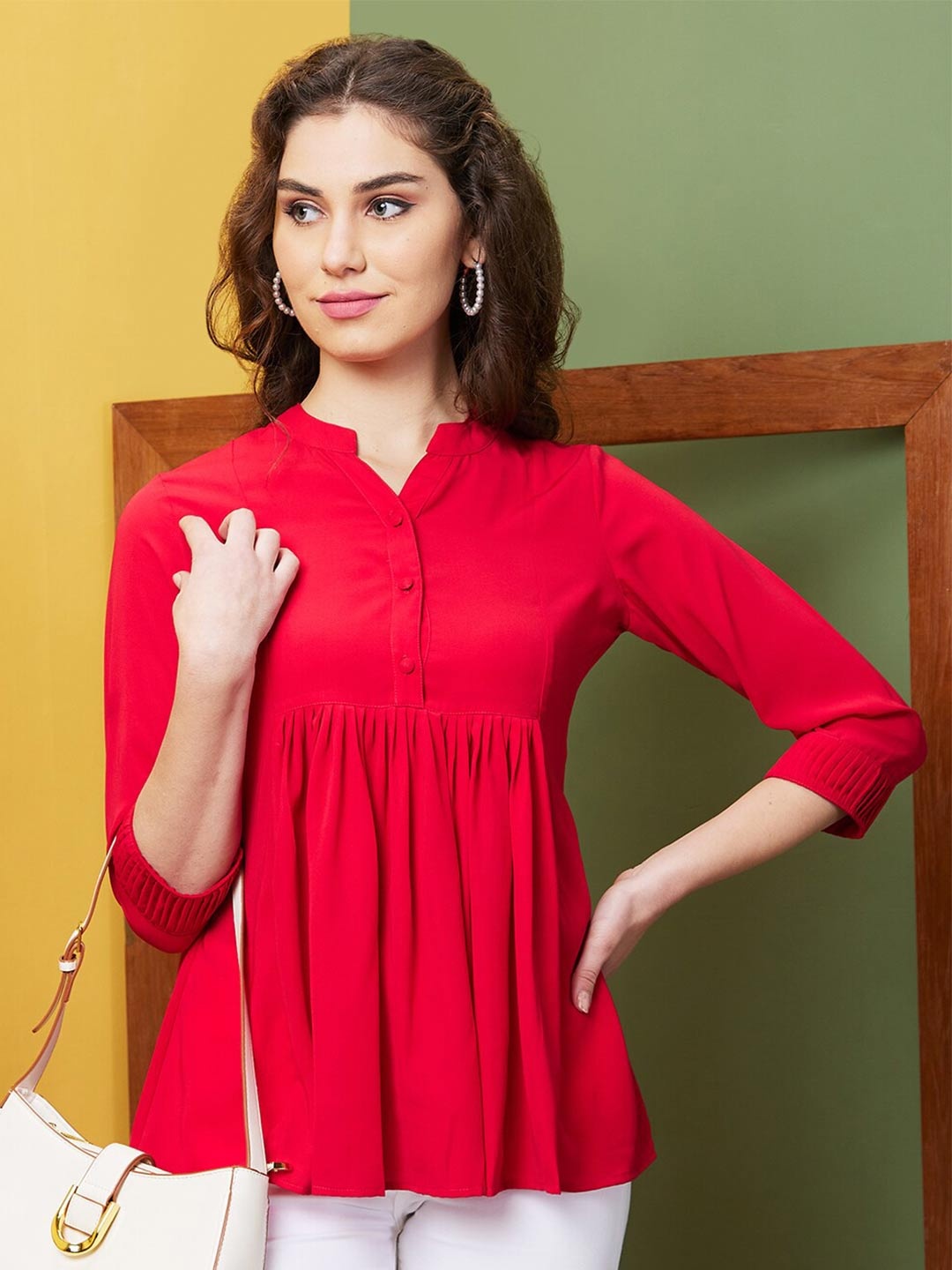 

Globus Rose Opaque Mandarin Collar Longline Top