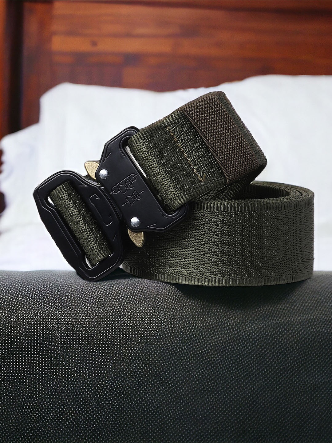 

Kastner Men Textured Canvas Belt, Green