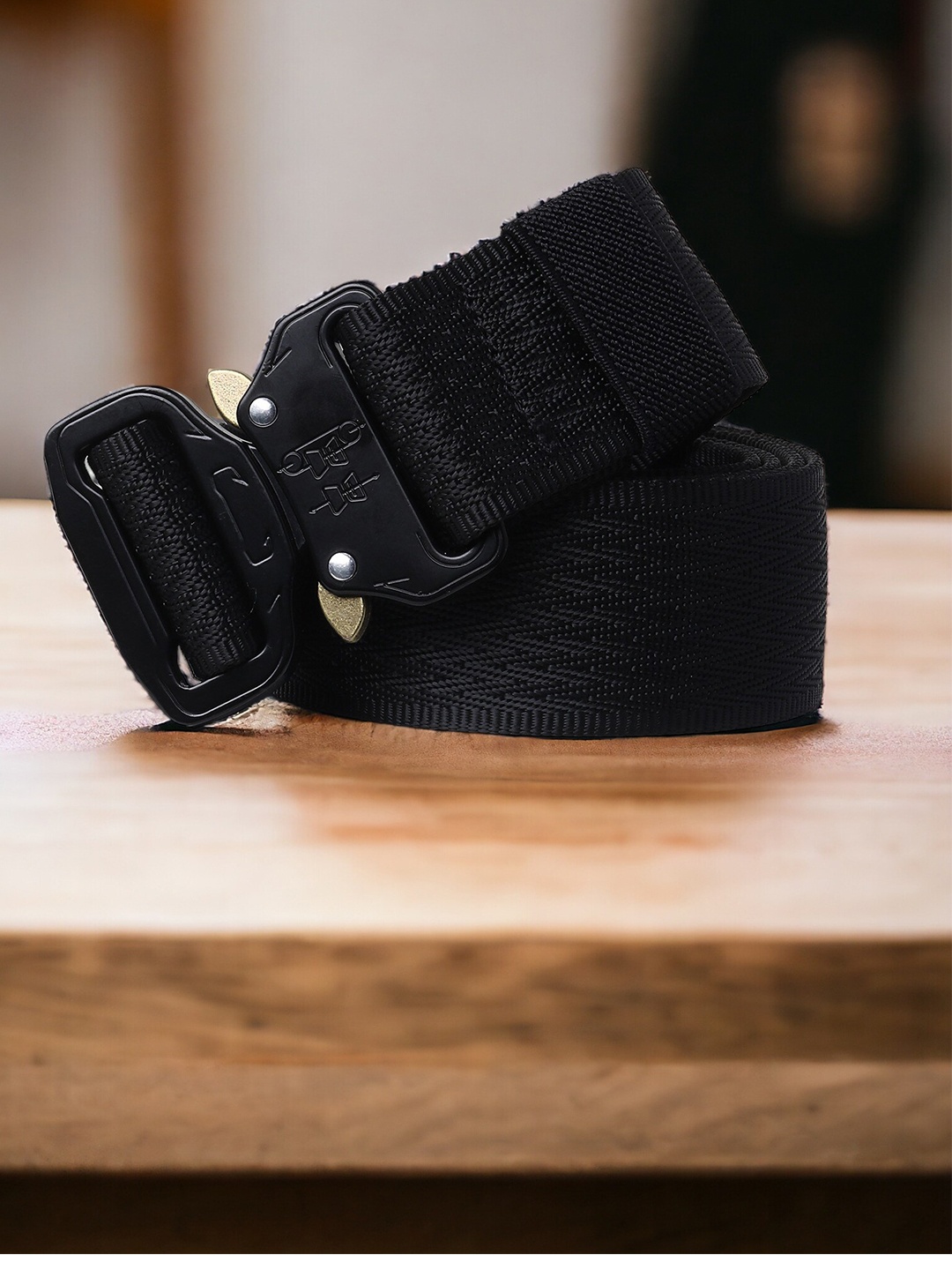 

Kastner Men Textured Canvas Belt, Black
