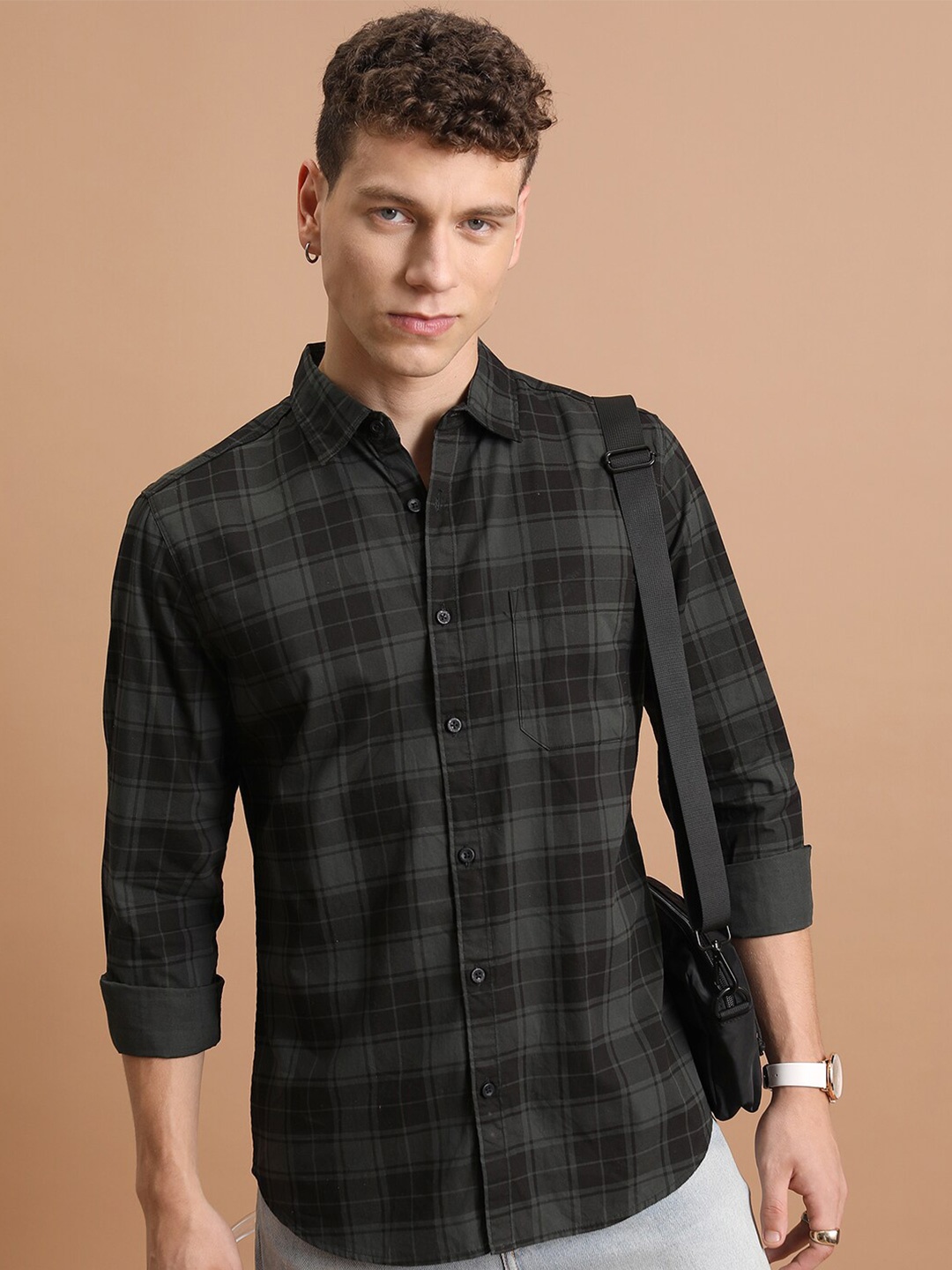 

HIGHLANDER Slim Fit Tartan Checks Opaque Cotton Casual Shirt, Black
