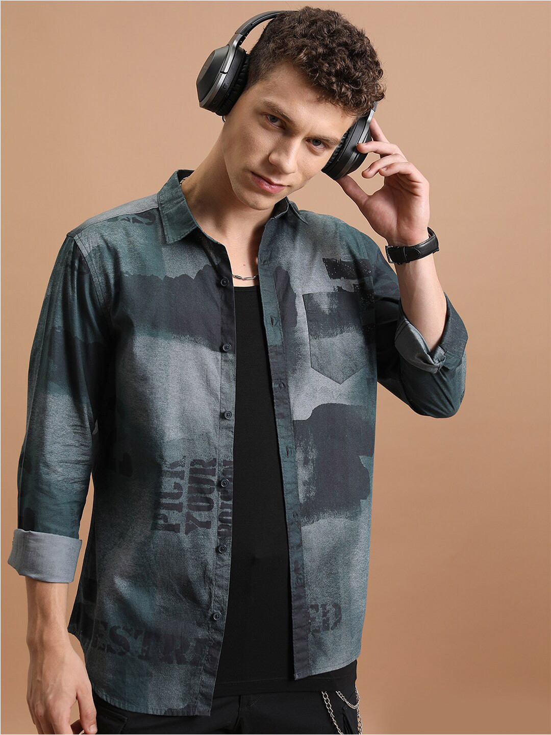 

HIGHLANDER Blue Typography Printed Slim Fit Cotton Casual Shirt