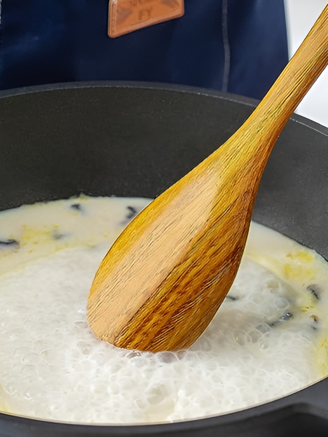 

Femora Brown Wooden Ladle