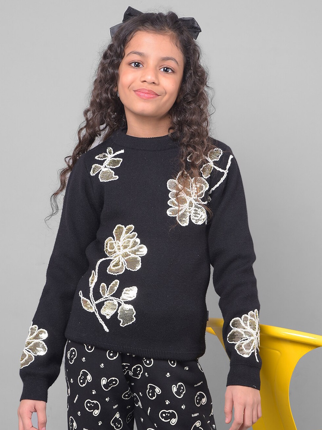 

Crimsoune Club Girls Embroidered Sequined Round Neck Pullover, Black