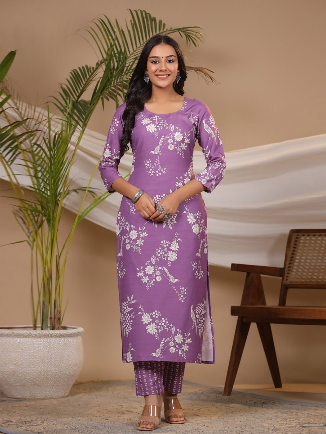 

KALINI Round Neck Floral Print Straight Kurta with Trousers, Purple