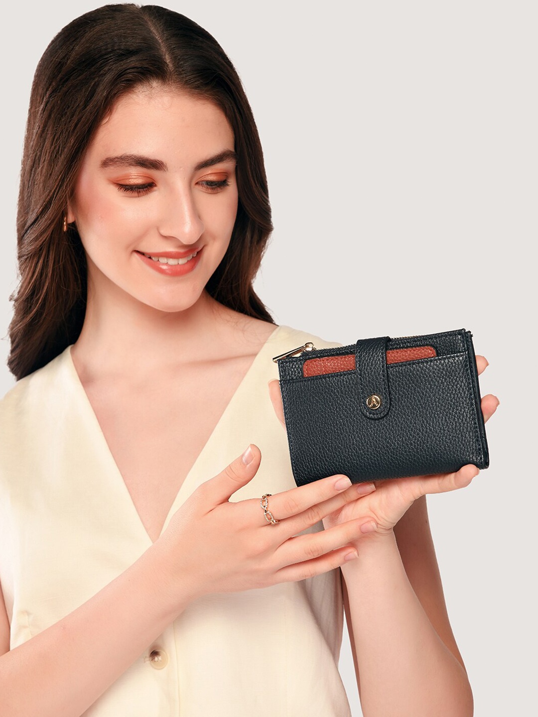 

Accessorize Women Removable Cardholder, Navy blue