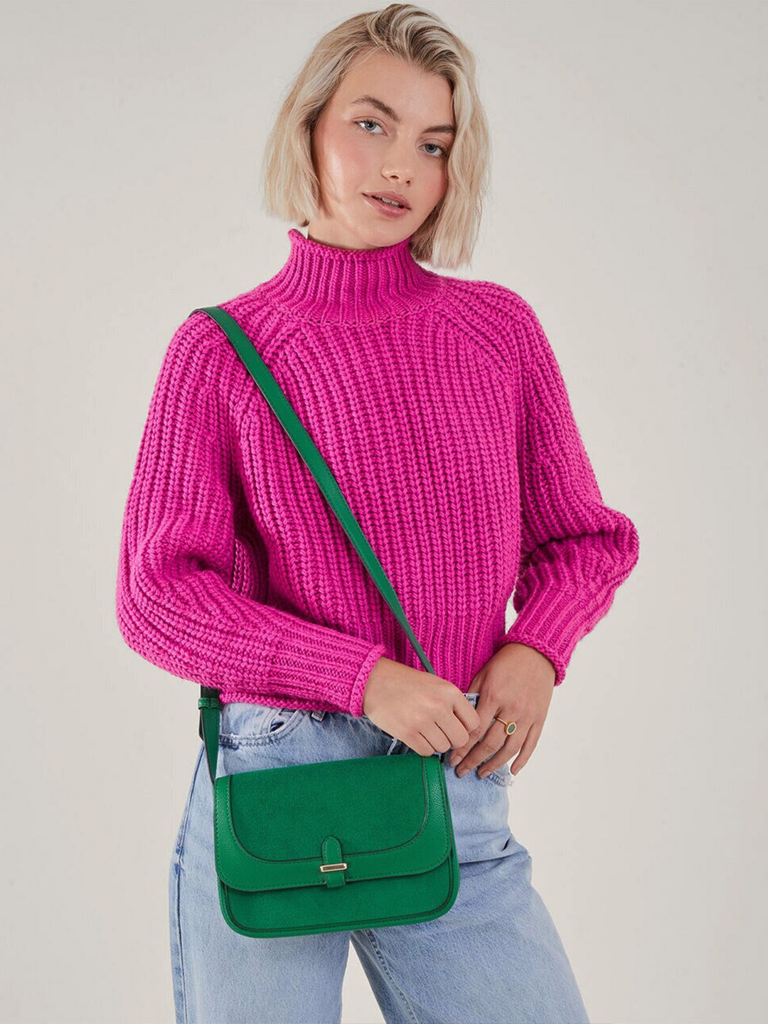 

Accessorize Solid Non Detachable Satchel Bag, Green