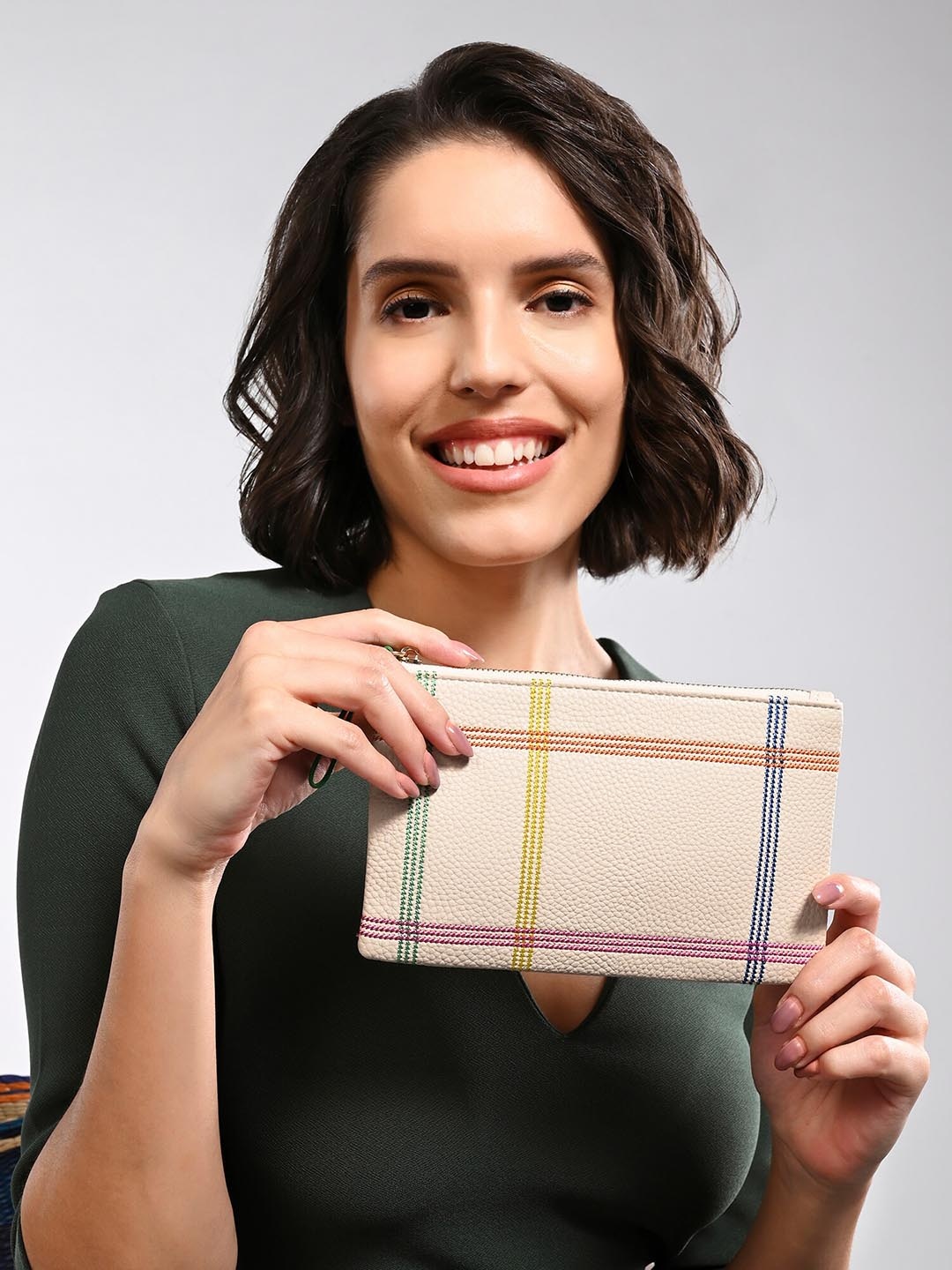 

Accessorize London Women Checked Embroiderd Wallet, Cream